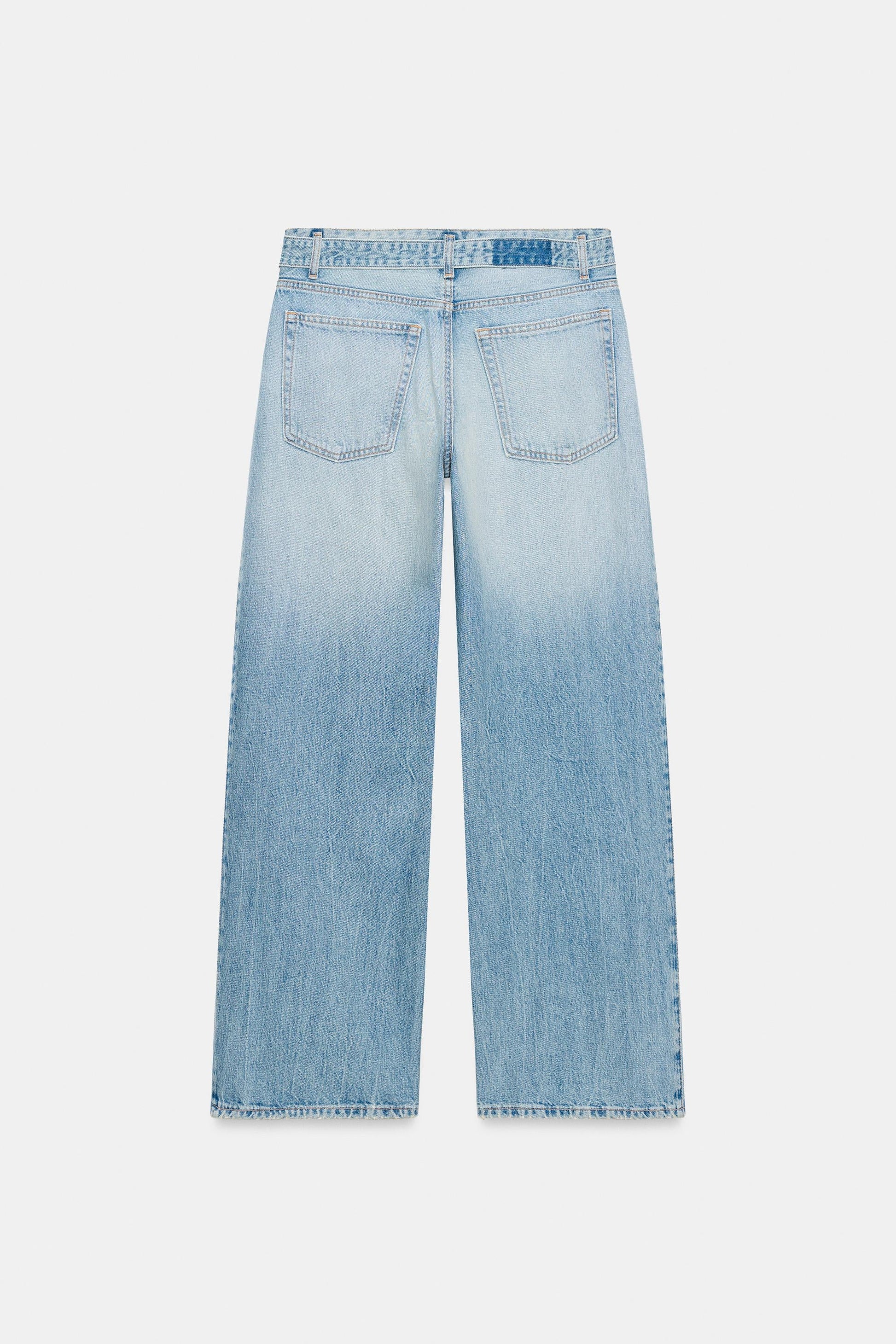 #82A2B6, Bleu clair